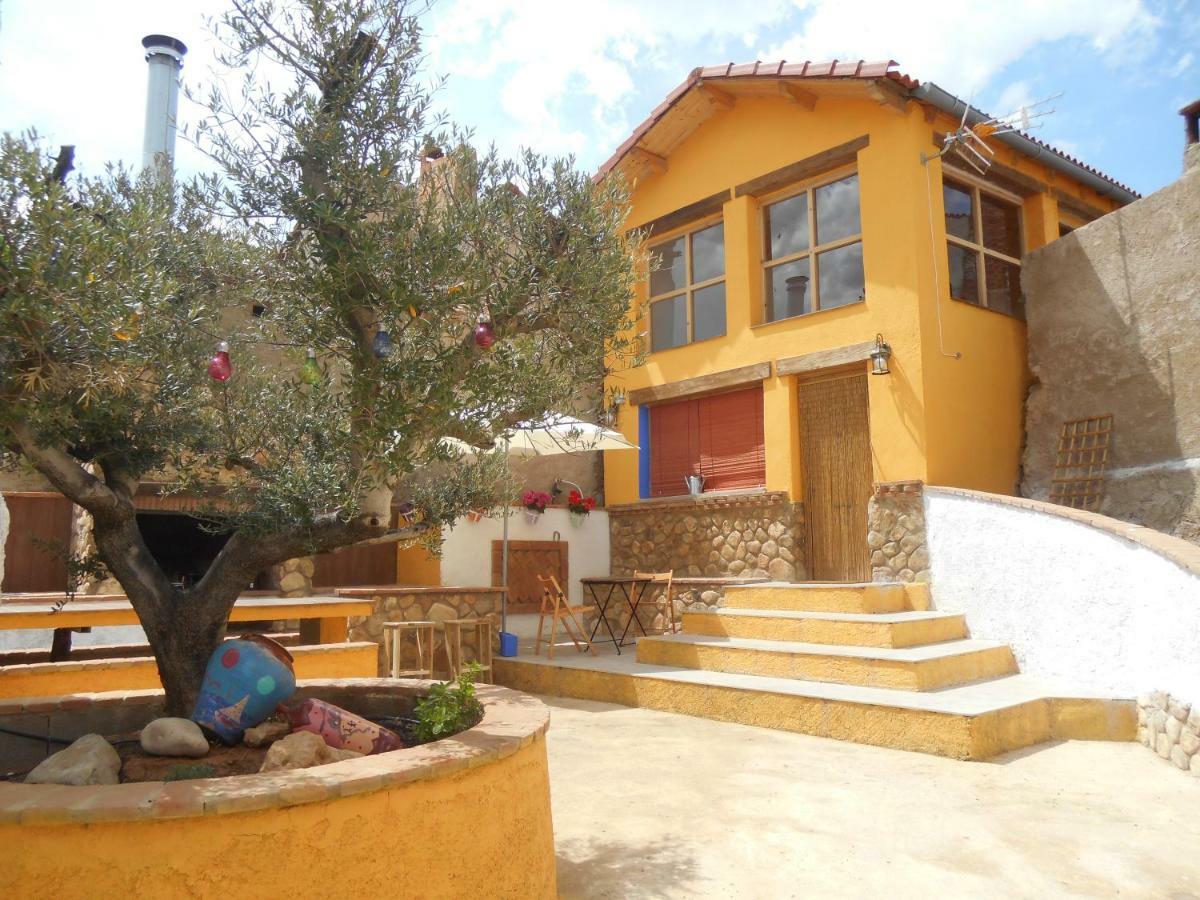 فيلا Casa Isabel Olvés المظهر الخارجي الصورة